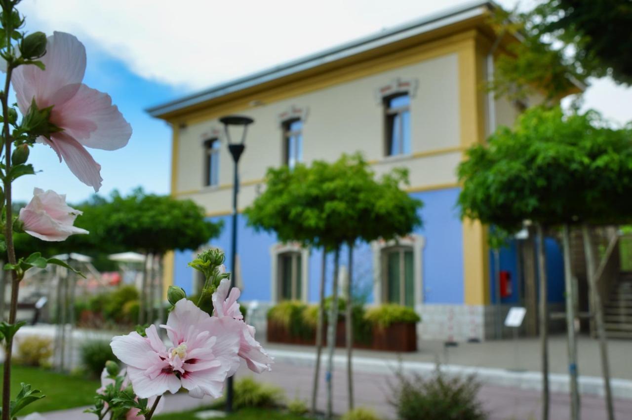 Borgo Stazione Bike Inn Valeggio sul Mincio Εξωτερικό φωτογραφία